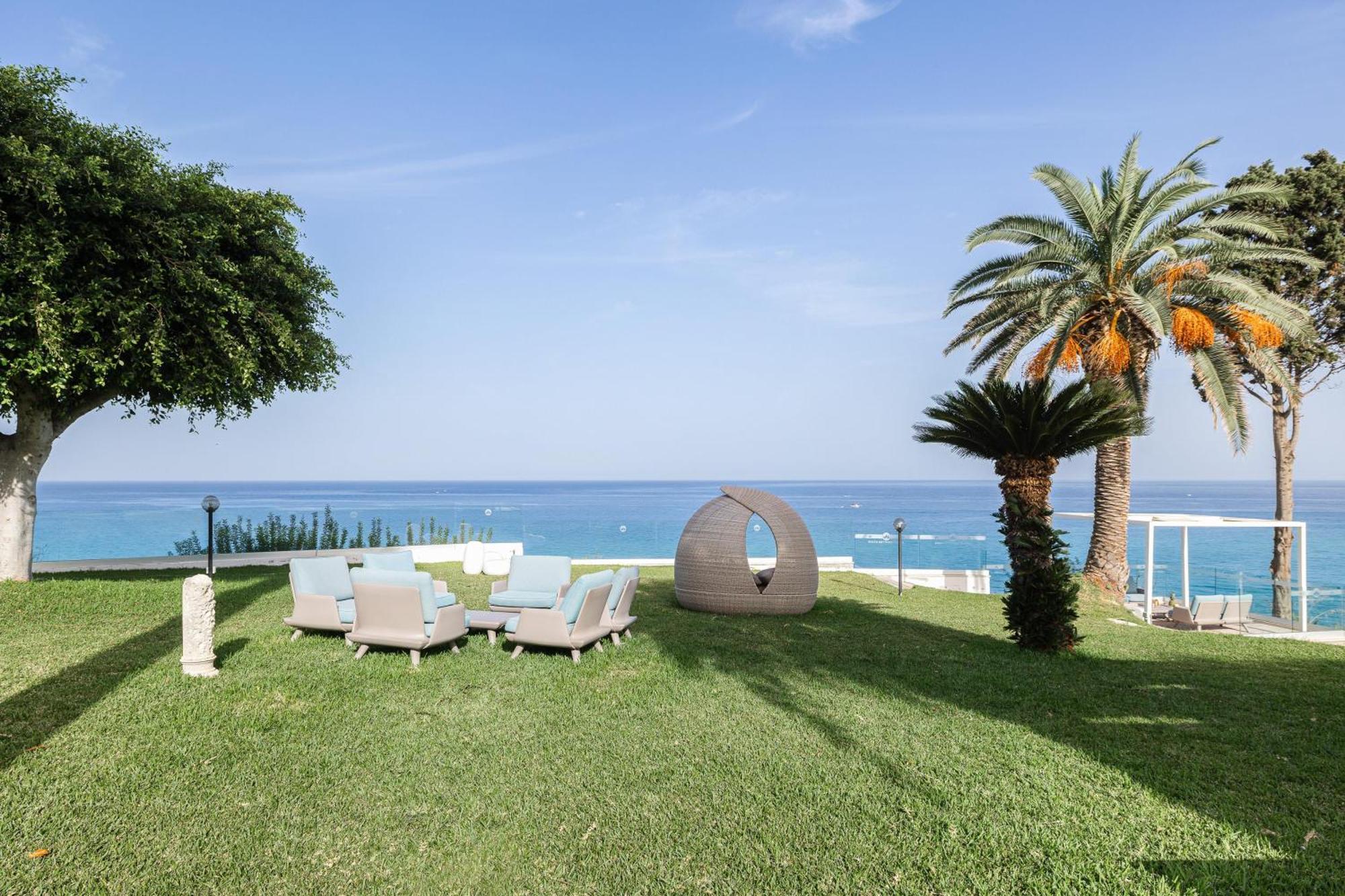 Labranda Rocca Nettuno Tropea Hotel Exterior photo